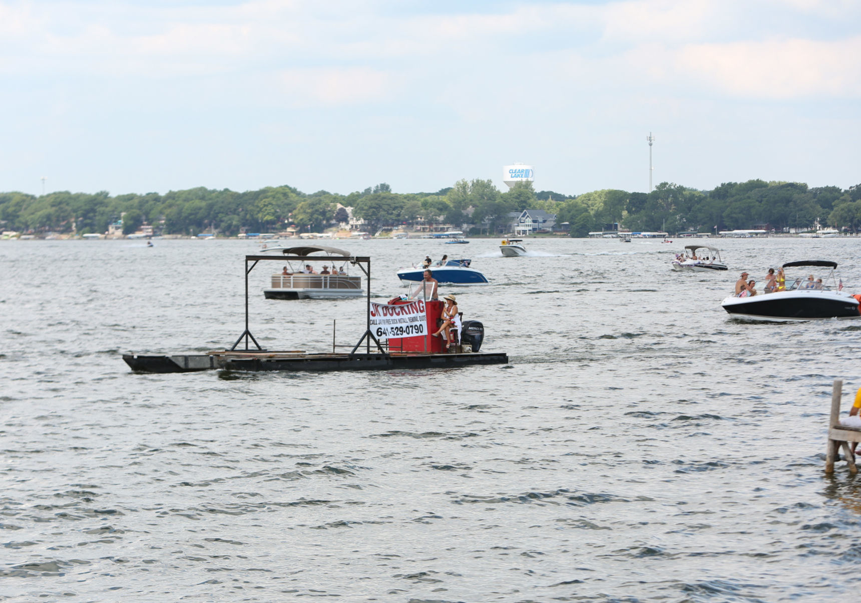 Boat parade_Ernst visit 07-04-20 (29).jpg